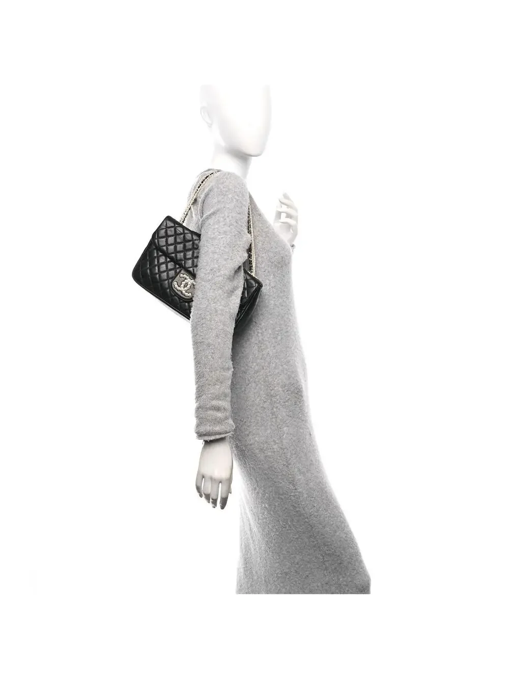 Chanel Lambskin Quilted Medium #264372C66B - Picture 2 of 10